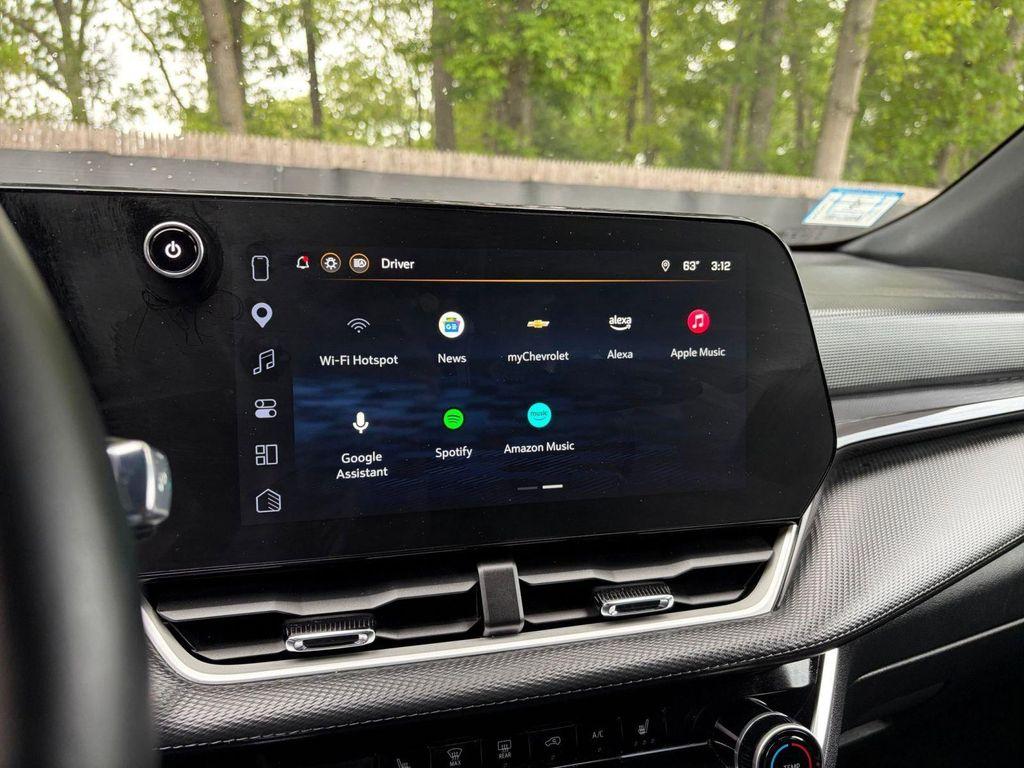 used 2025 Chevrolet Equinox car, priced at $23,198