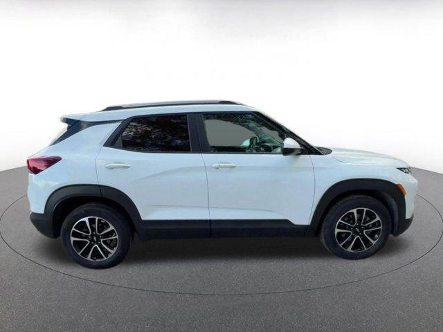 used 2025 Chevrolet TrailBlazer car, priced at $20,896