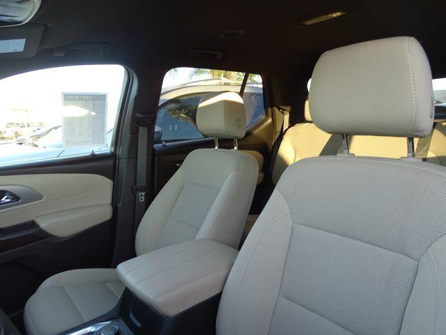 used 2022 Chevrolet Traverse car, priced at $24,995