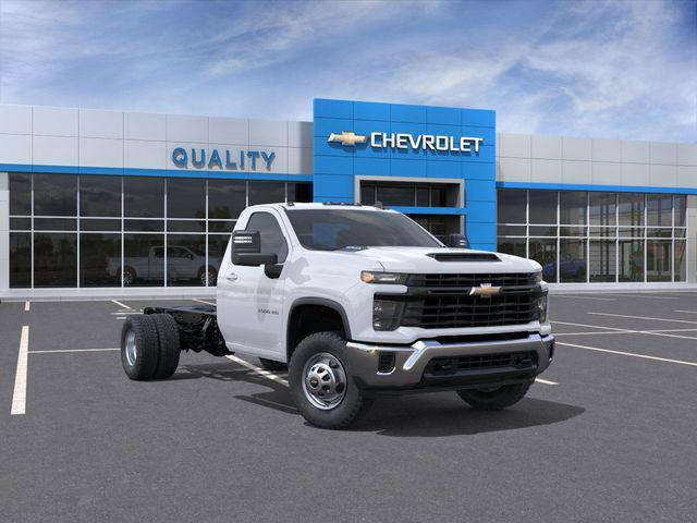 new 2025 Chevrolet Silverado 3500 car, priced at $59,472