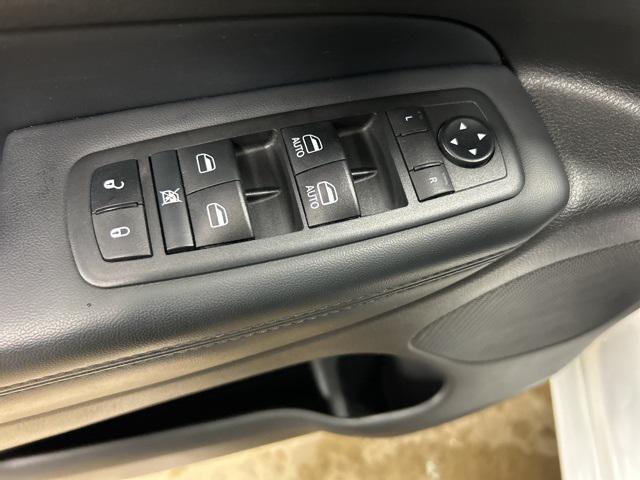 used 2021 Jeep Grand Cherokee car, priced at $25,750