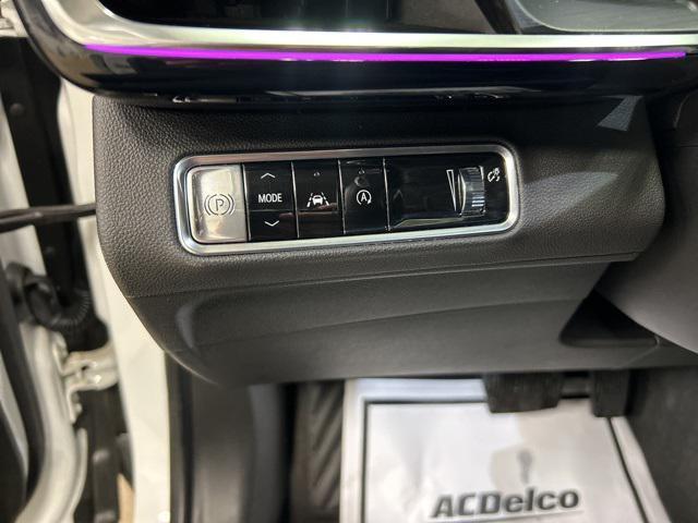 used 2024 Buick Envision car, priced at $26,750