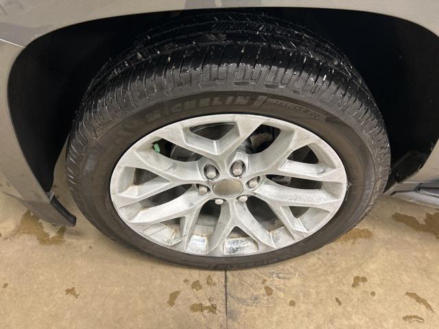 used 2019 Chevrolet Tahoe car, priced at $27,000