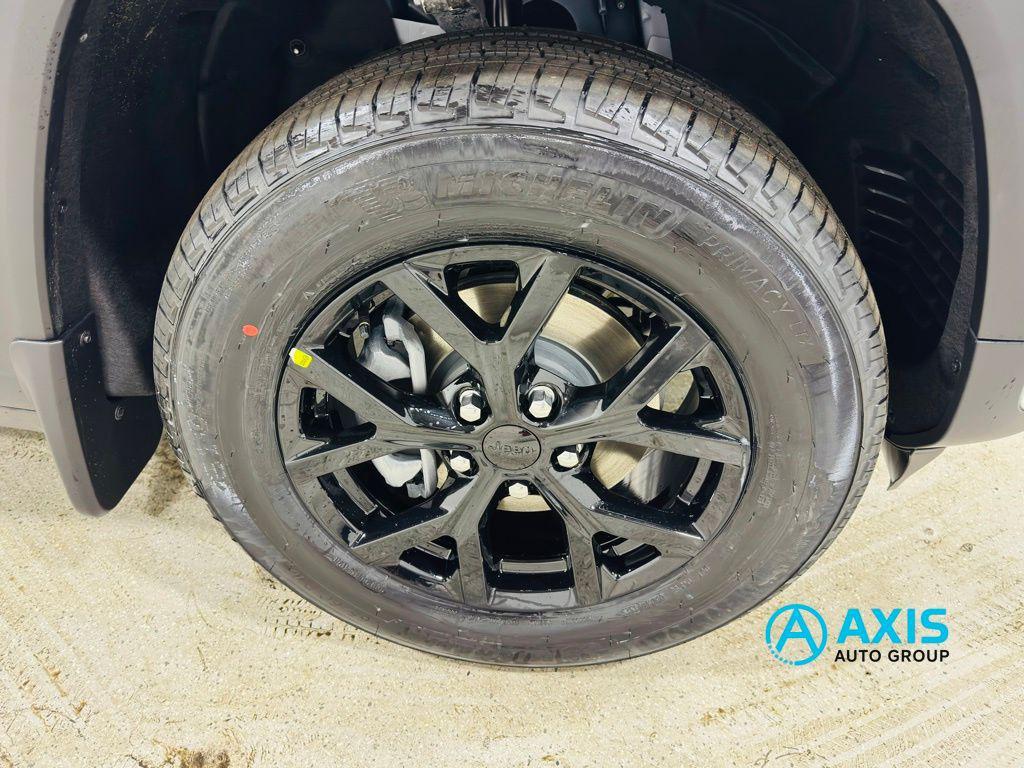 new 2026 Jeep Grand Cherokee car, priced at $48,680