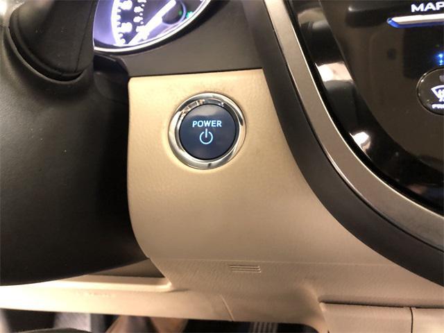 used 2020 Toyota Camry Hybrid car, priced at $25,218