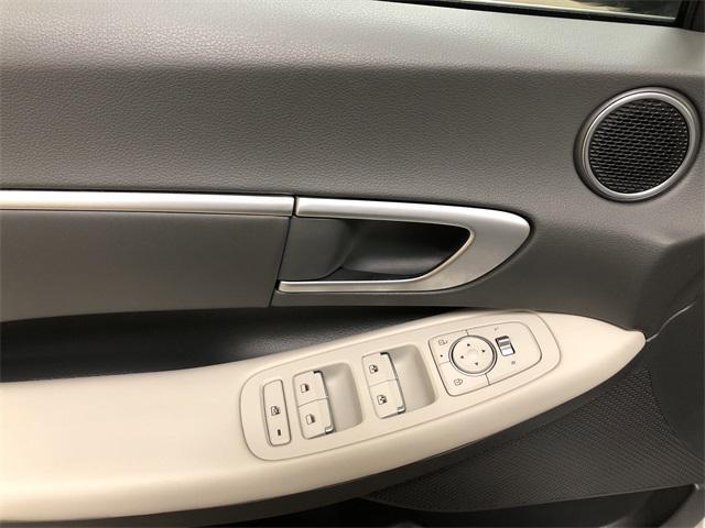 used 2024 Hyundai Sonata car, priced at $25,787