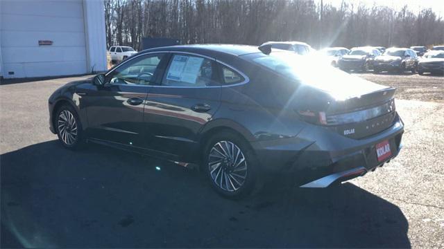 used 2025 Hyundai Sonata Hybrid car, priced at $27,993