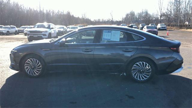 used 2025 Hyundai Sonata Hybrid car, priced at $27,993