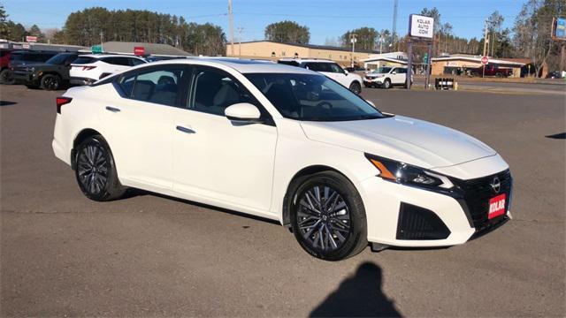 used 2023 Nissan Altima car, priced at $24,987