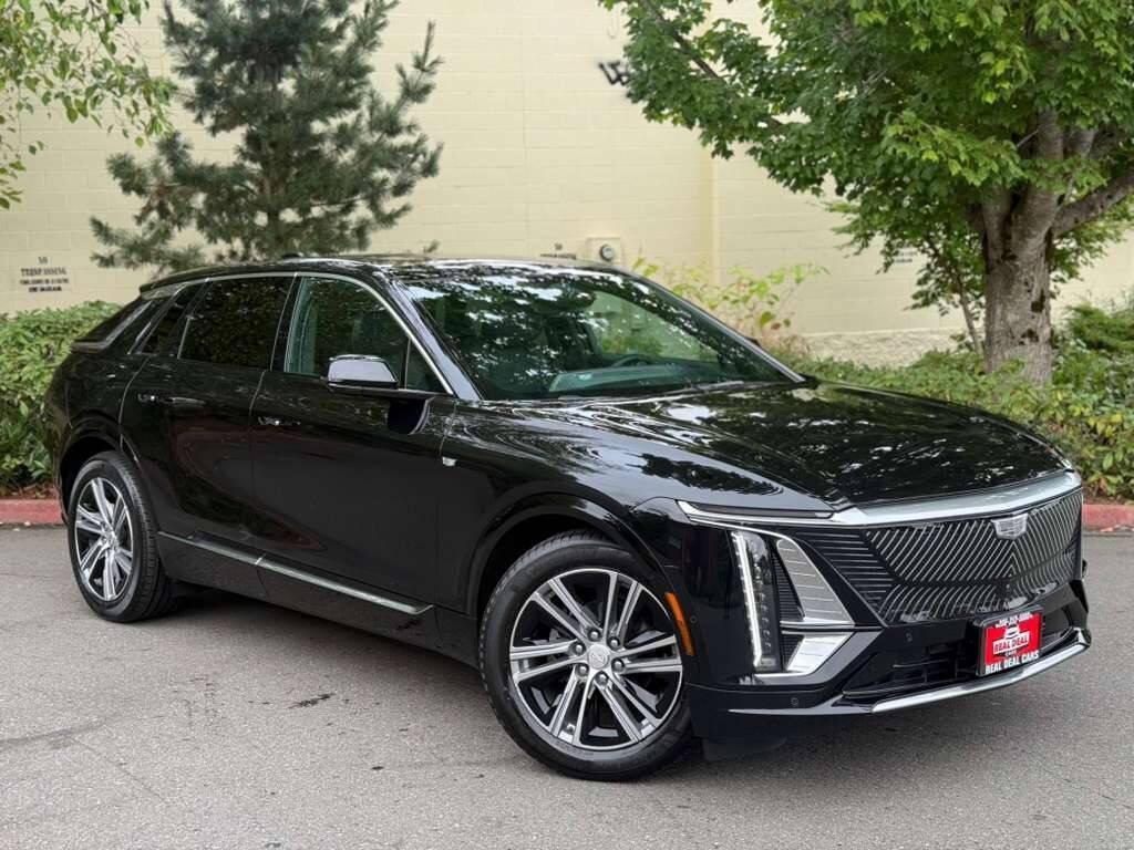 used 2024 Cadillac LYRIQ car, priced at $37,999