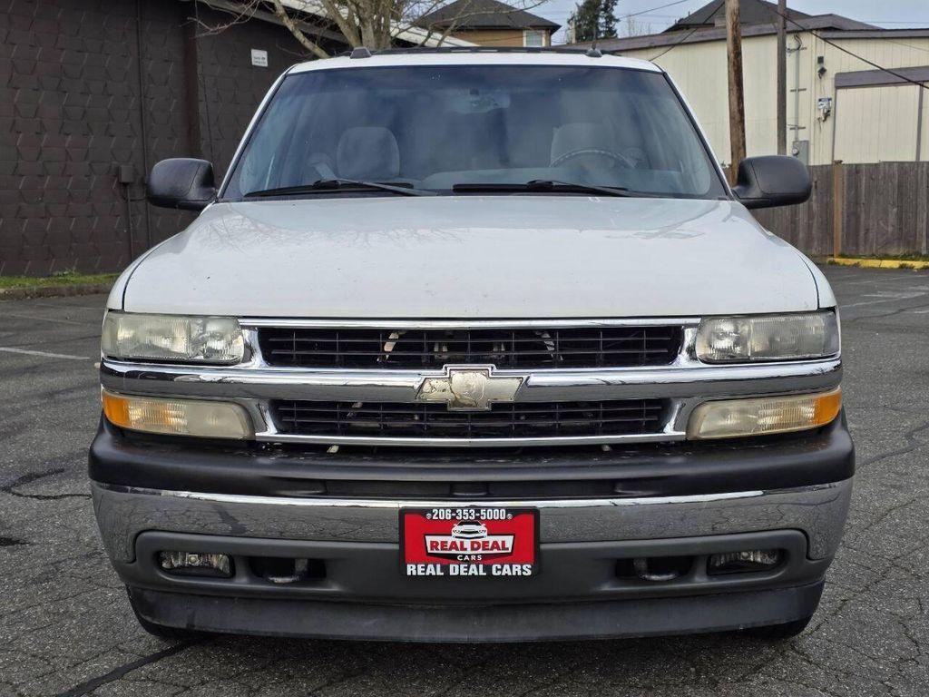 used 2005 Chevrolet Suburban car, priced at $9,999