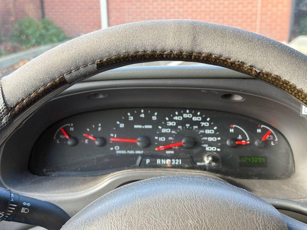 used 2005 Ford E350 Super Duty car, priced at $9,999