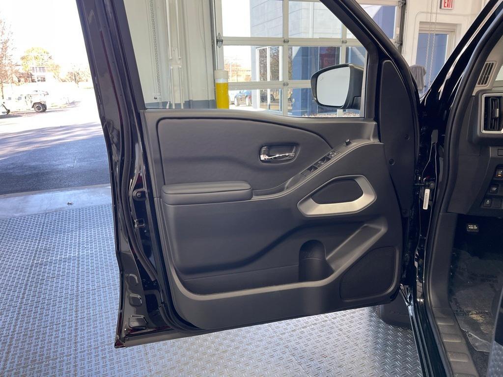 new 2026 Nissan Frontier car, priced at $38,693
