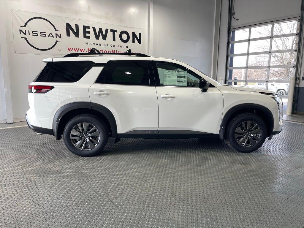 new 2026 Nissan Pathfinder car, priced at $36,096