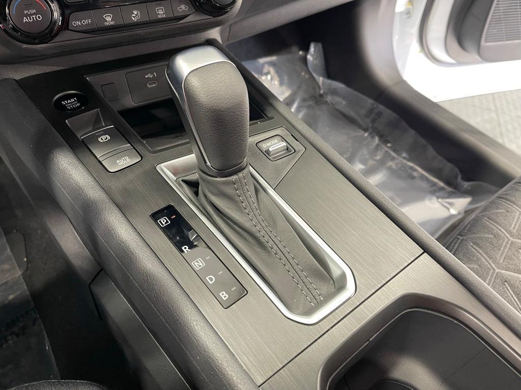 new 2026 Nissan Kicks car, priced at $26,174