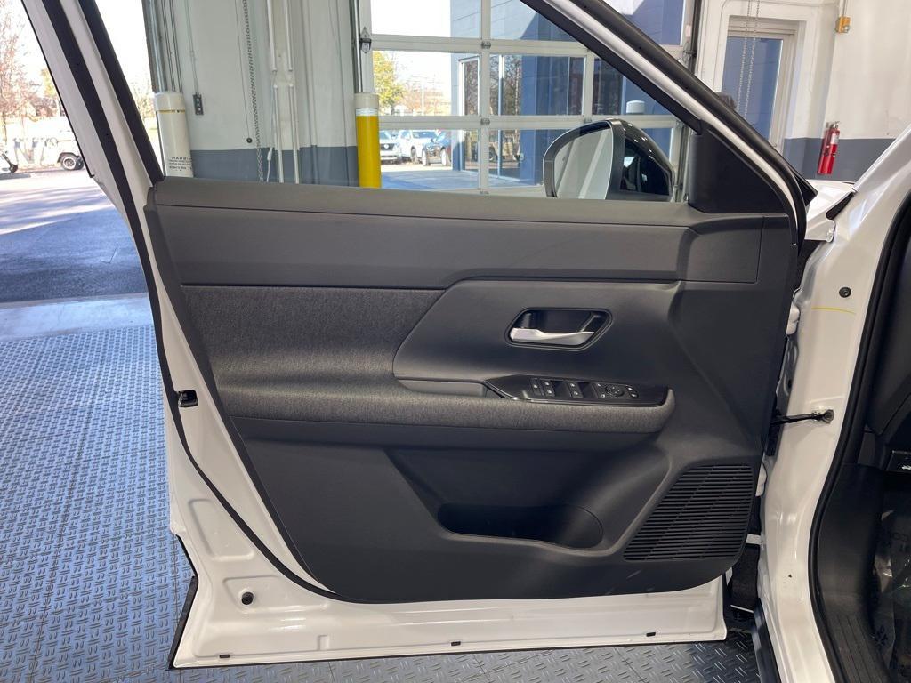 new 2026 Nissan Kicks car, priced at $26,174