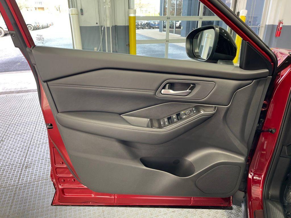 new 2026 Nissan Rogue car, priced at $30,921