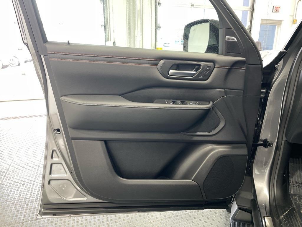 new 2026 Nissan Armada car, priced at $76,061