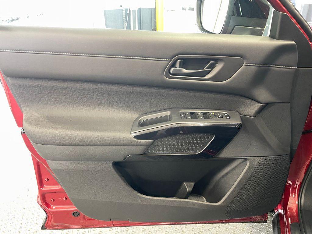 new 2026 Nissan Pathfinder car, priced at $37,973