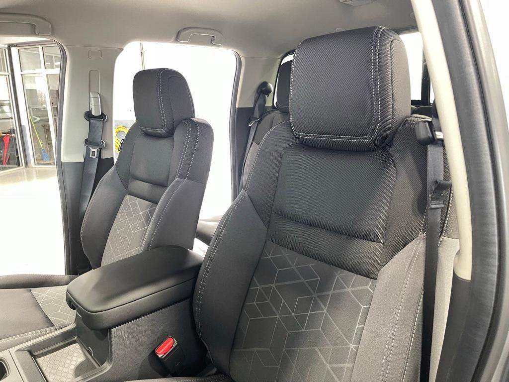 new 2026 Nissan Frontier car, priced at $39,685