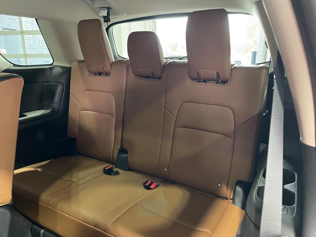 new 2025 Nissan Pathfinder car, priced at $44,810