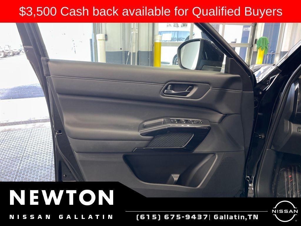 new 2026 Nissan Pathfinder car, priced at $36,069