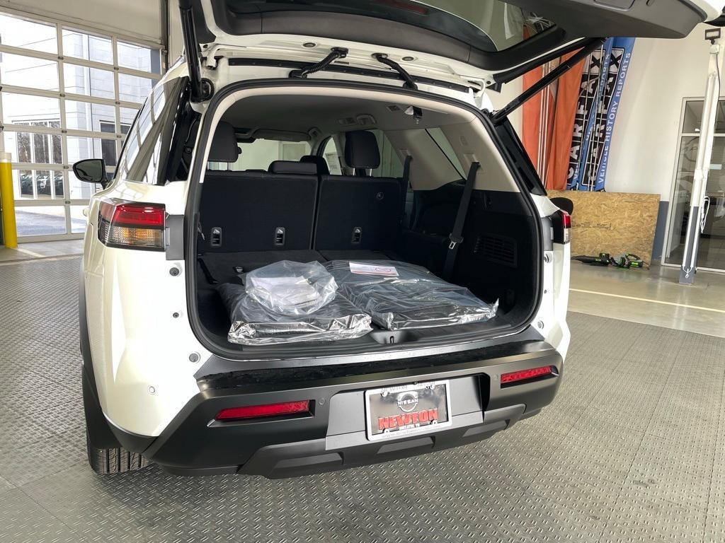 new 2026 Nissan Pathfinder car, priced at $37,569