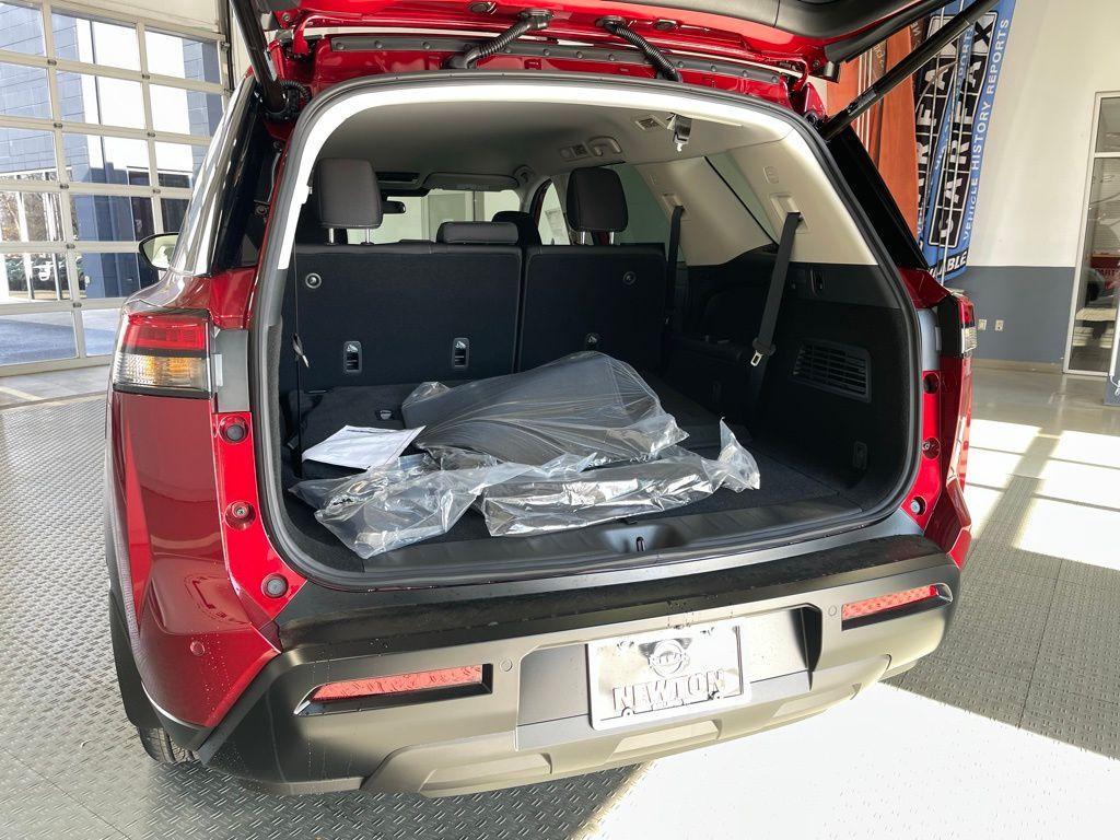 new 2026 Nissan Pathfinder car, priced at $36,473