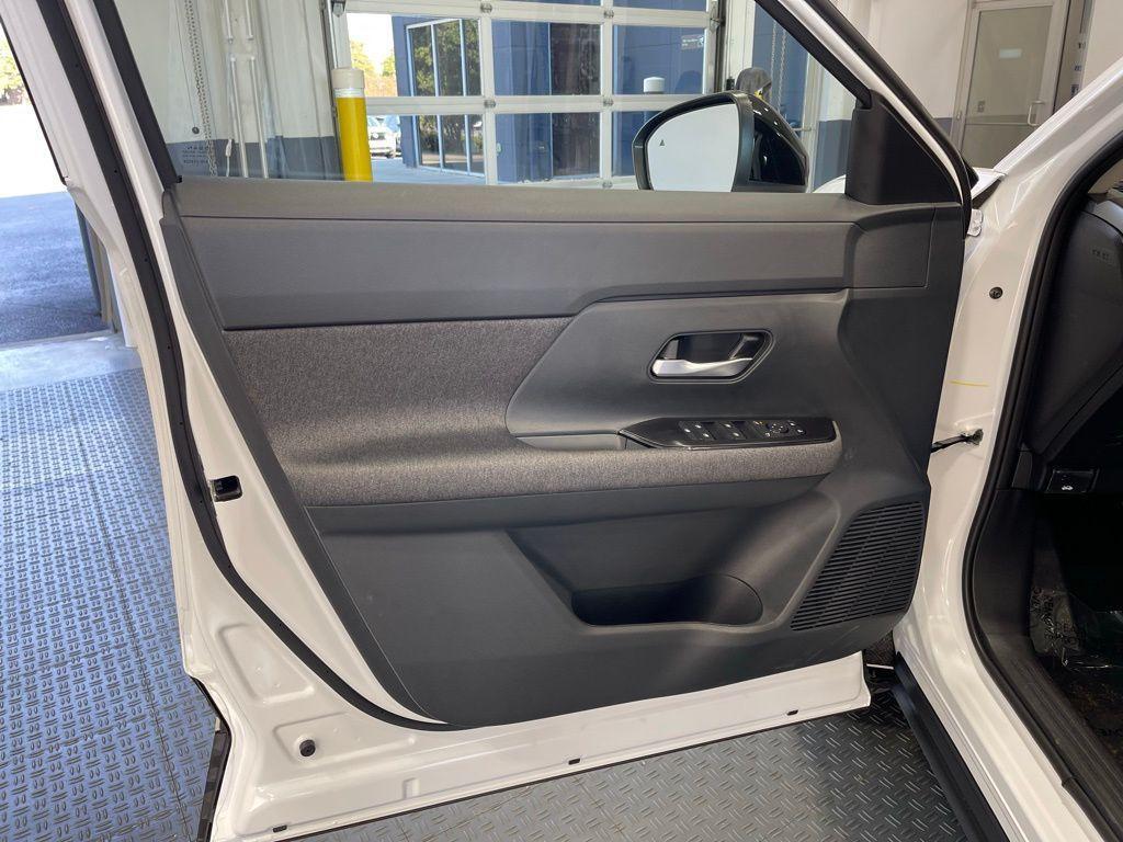 new 2026 Nissan Kicks car, priced at $24,991