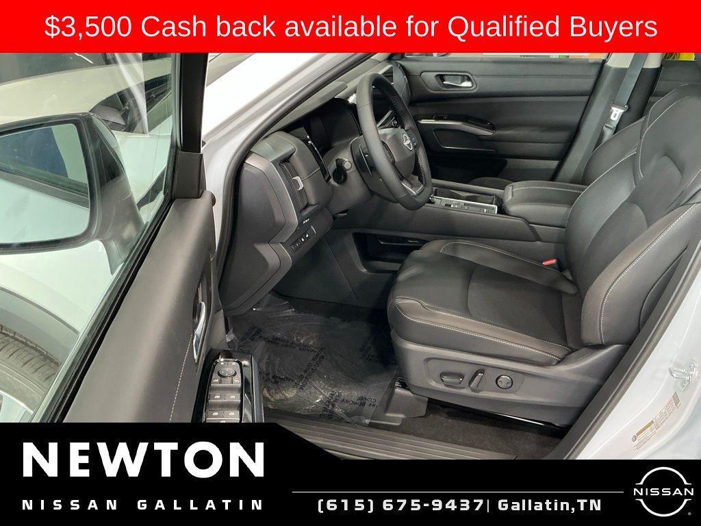 new 2026 Nissan Pathfinder car, priced at $40,359