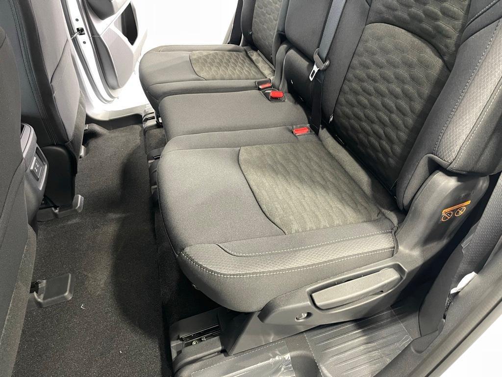 new 2026 Nissan Pathfinder car, priced at $37,973