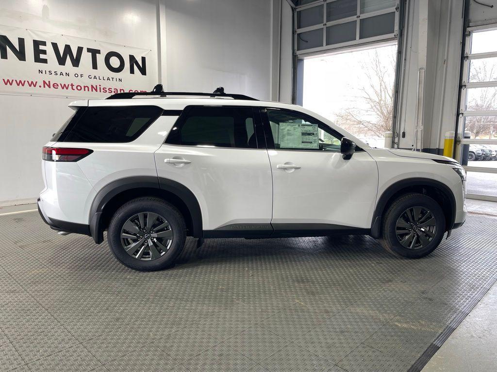 new 2026 Nissan Pathfinder car, priced at $37,973