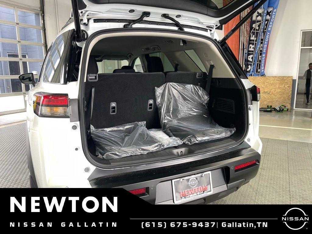 new 2026 Nissan Pathfinder car, priced at $39,973