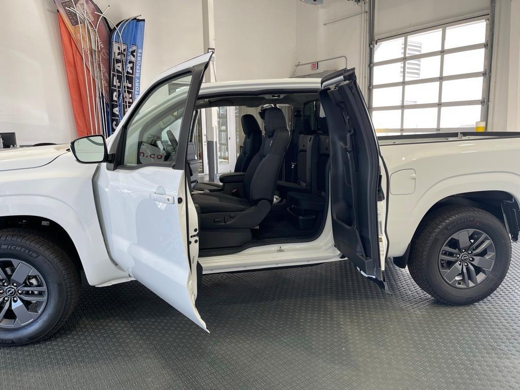new 2025 Nissan Frontier car, priced at $27,605