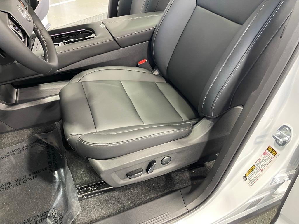 new 2025 Nissan Murano car, priced at $42,555