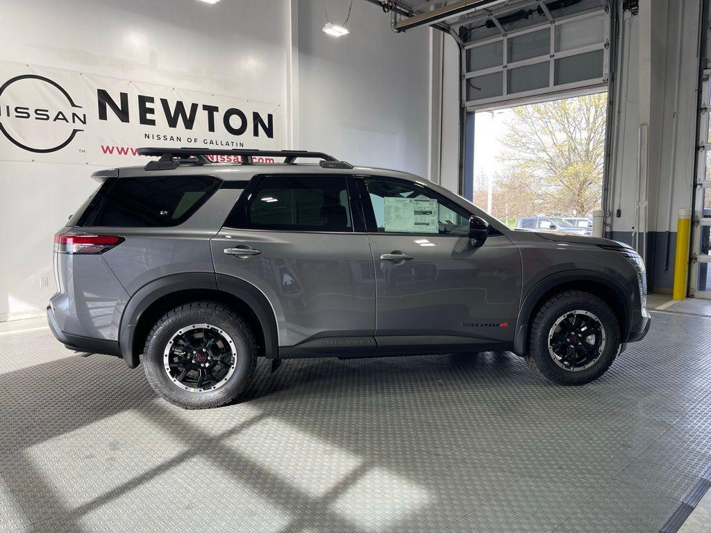 new 2026 Nissan Pathfinder car, priced at $41,993