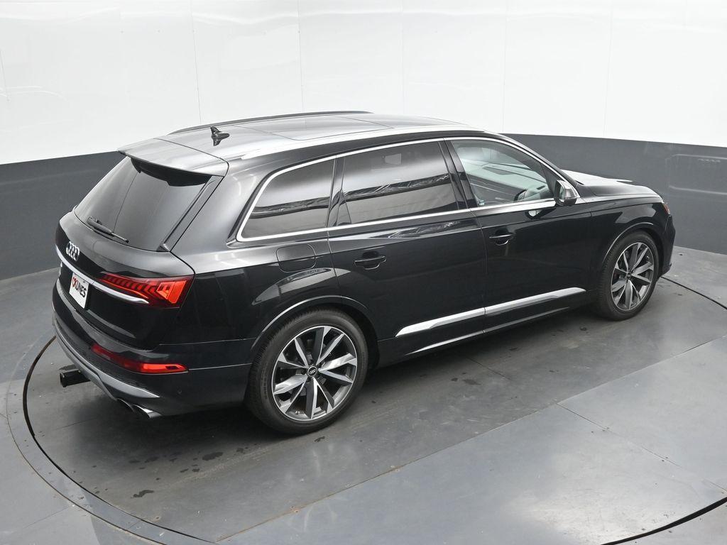 Audi SQ7 view 31