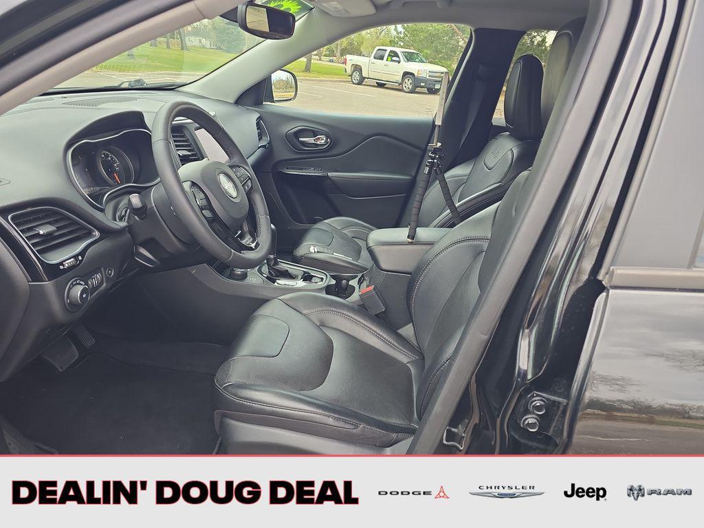 used 2023 Jeep Cherokee car, priced at $23,695