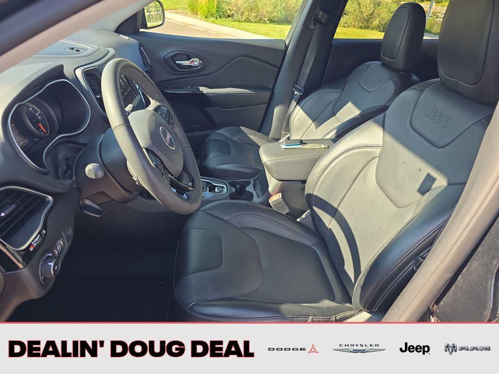 used 2023 Jeep Cherokee car, priced at $23,495