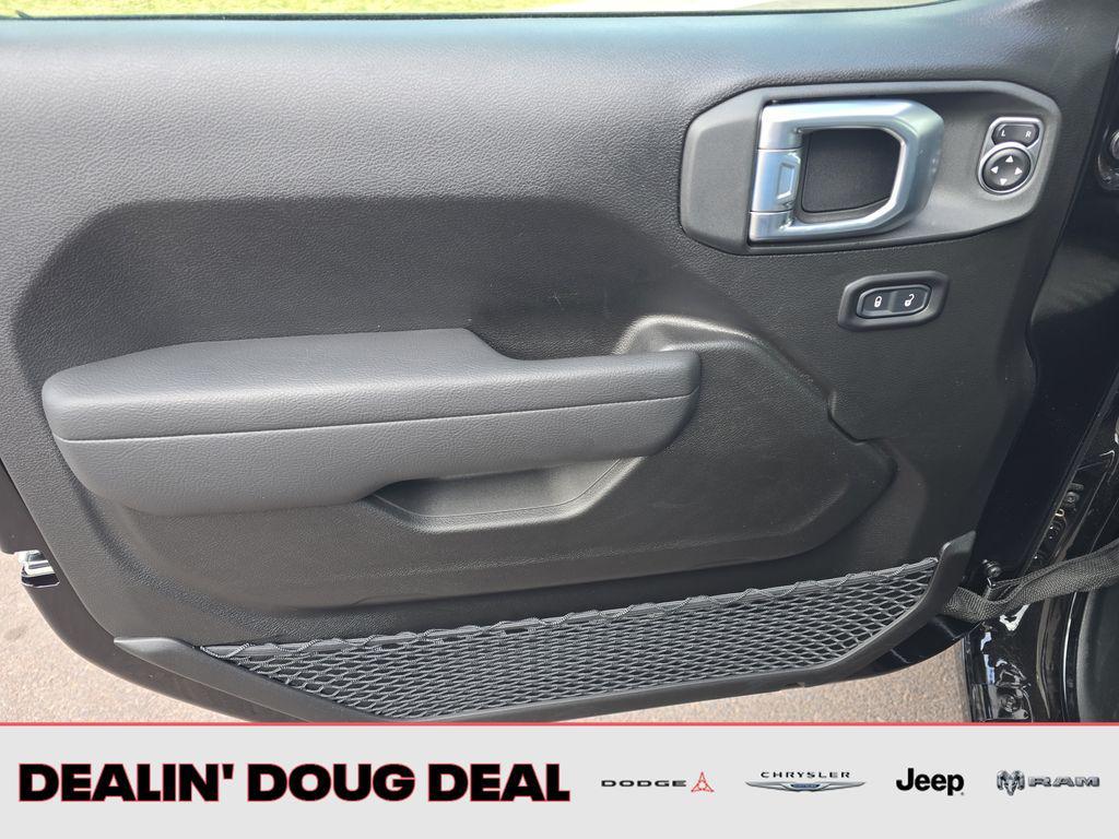 new 2026 Jeep Wrangler car, priced at $47,911