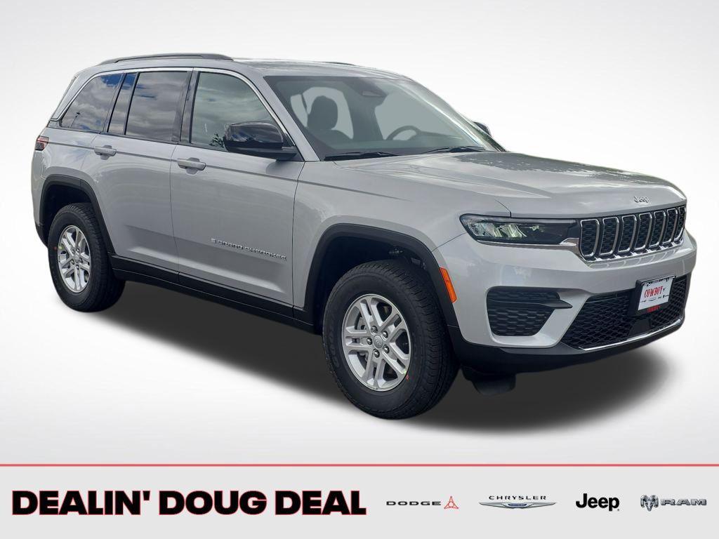 new 2025 Jeep Grand Cherokee car, priced at $35,584