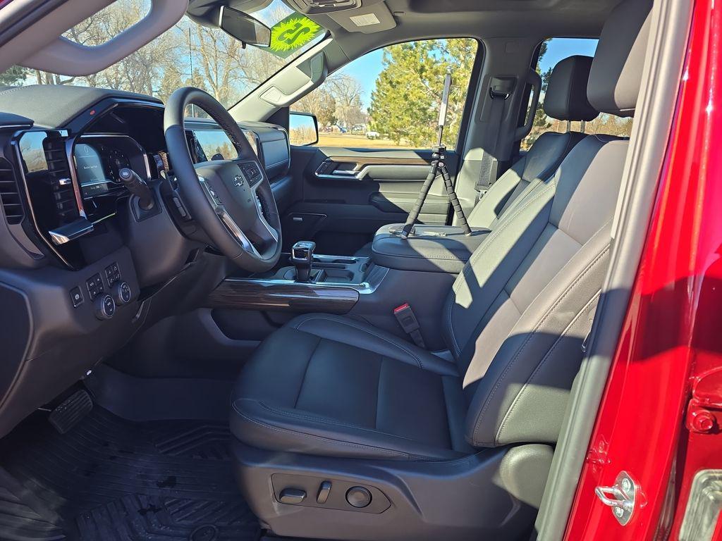 used 2024 Chevrolet Silverado 1500 car, priced at $52,995