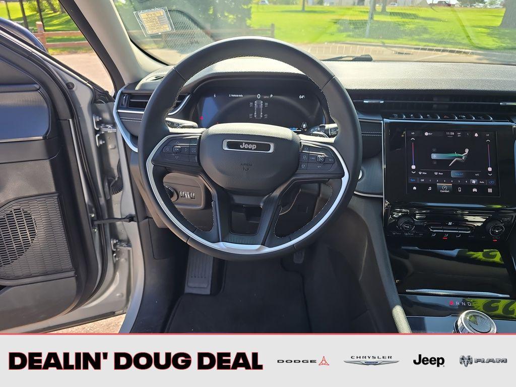 used 2023 Jeep Grand Cherokee car, priced at $25,495