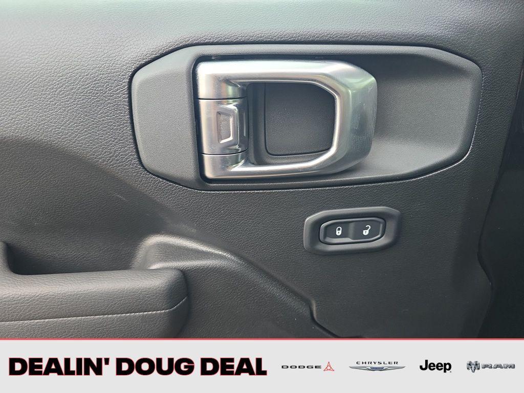 new 2026 Jeep Wrangler car, priced at $43,624