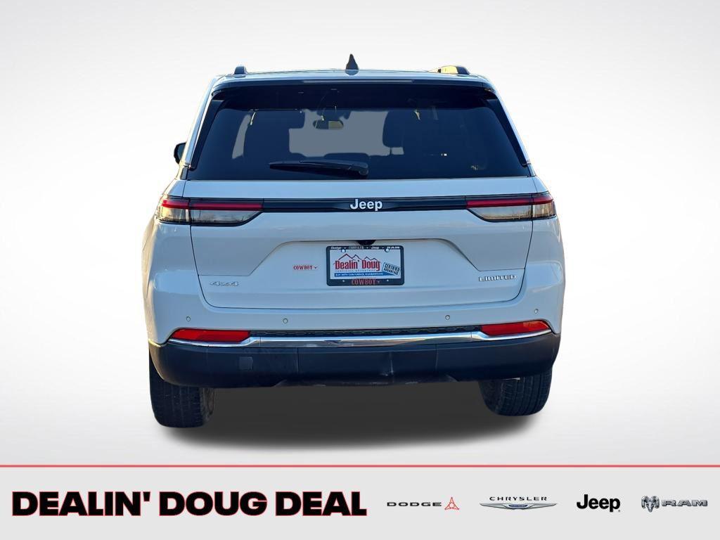 used 2025 Jeep Grand Cherokee car, priced at $38,495