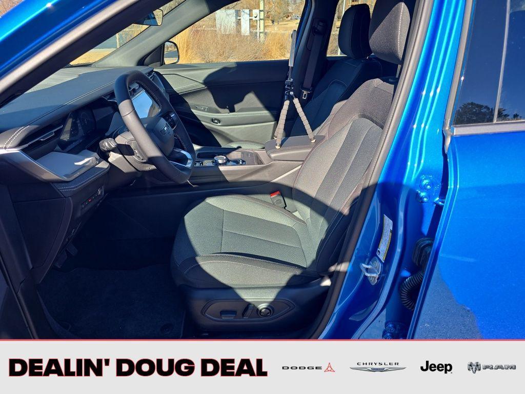 new 2026 Jeep Cherokee car, priced at $38,831