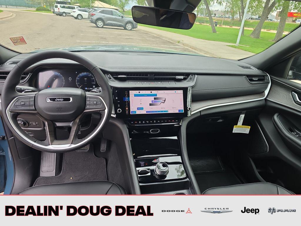 new 2026 Jeep Grand Cherokee L car, priced at $47,083