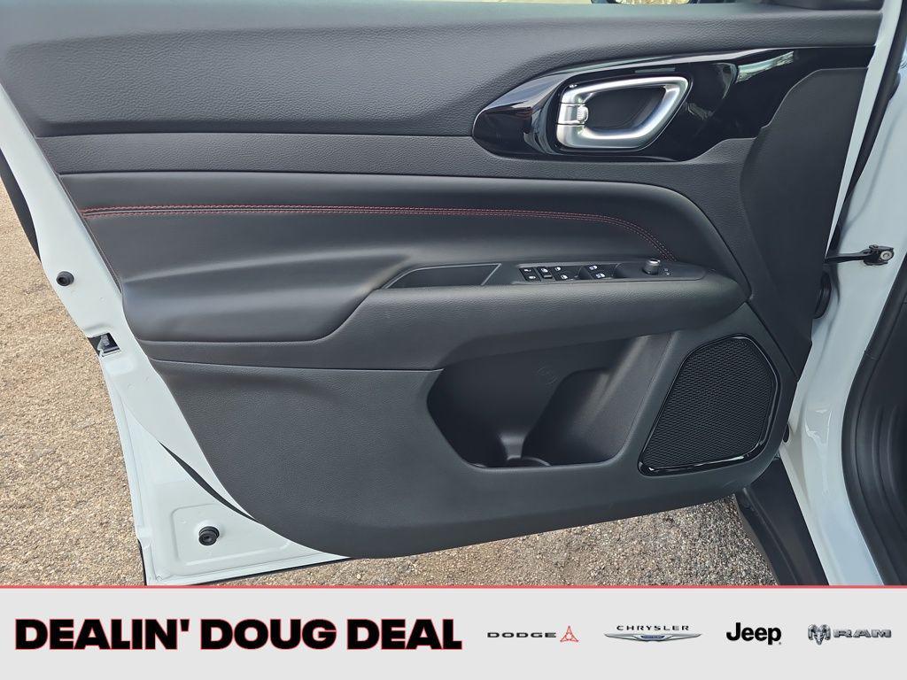 new 2026 Jeep Compass car, priced at $33,590