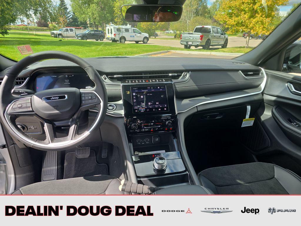 new 2025 Jeep Grand Cherokee L car, priced at $37,968