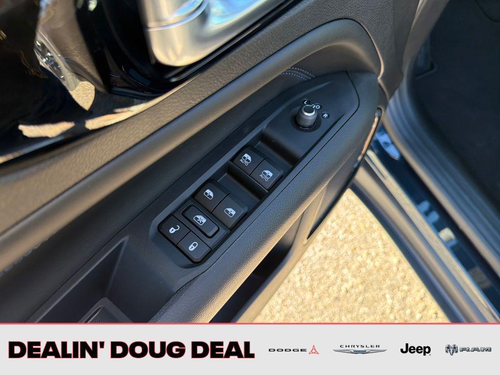 new 2026 Jeep Compass car, priced at $31,780